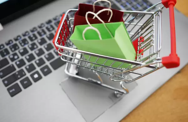 Una de cada dos compras digitales en Paraguay se hacen en comercios nacionales
