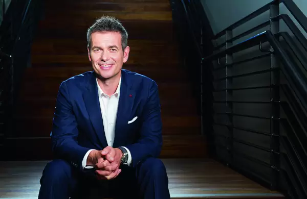 Warner Music avanza en la regulación de la música generada con IA