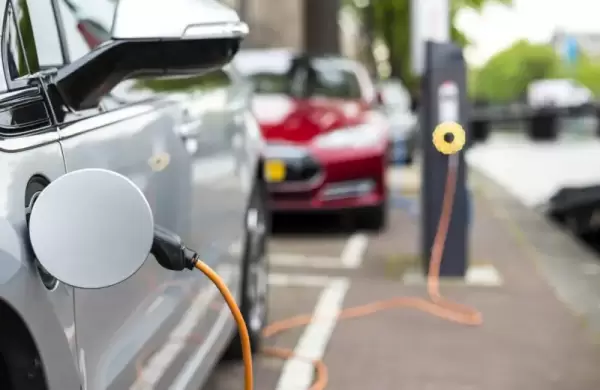 En EE.UU., Uber incentiva a los conductores a usar autos eléctricos con reembolsos de hasta US$ 4.000