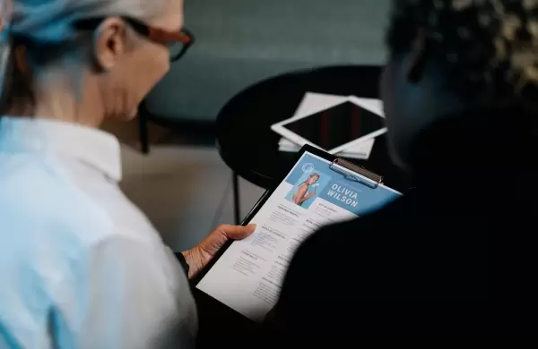 Por qué lo que aparece cuando te googlean importa más que lo que pusiste en tu CV