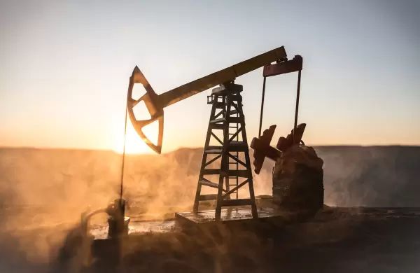 La guerra que reescribe el mapa energético mundial con el 20% del crudo mundial en zona de conflicto