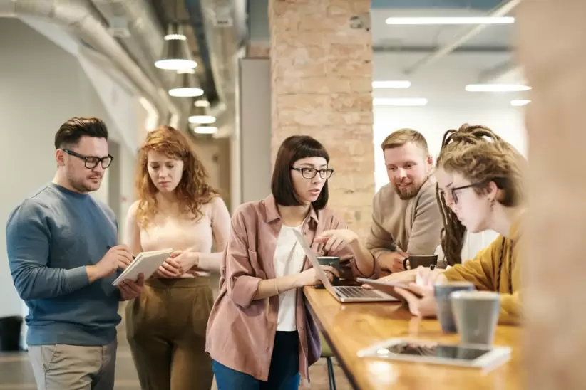 trabajo en equipo, empresa, oficina