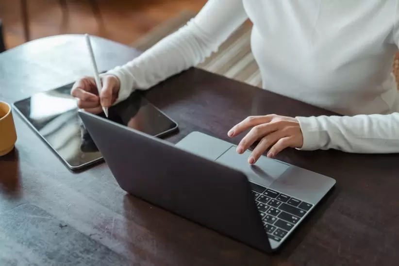 Emprender, trabajar, teletrabajo