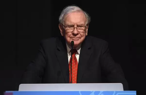 La turbulencia del mercado japonés produce un ganador inesperado: Warren Buffett