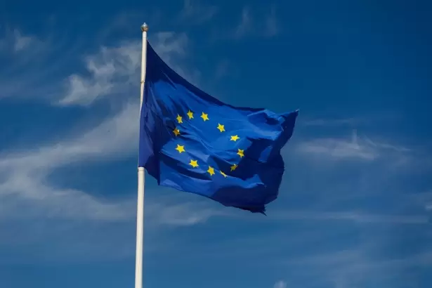 Bandera Unin Europea. Fuente: Wikimedia Commons.