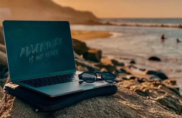 Mentalidad "location-free": cómo diseñar un modelo de negocio que funcione desde cualquier lugar del mundo