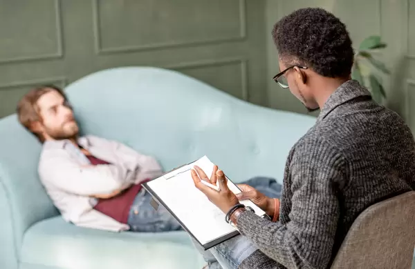 El arte de soltar el control: la lección que algunos emprendedores aprendieron en terapia para hacer crecer sus negocios