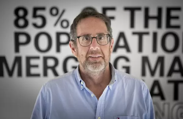 Sergio Fogel: pagos globales desde mercados emergentes, liderazgo en tiempos de IA y una mirada crítica pero optimista sobre Uruguay