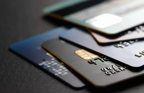 El negocio de los reintegros: cómo los bancos transforman descuentos para conquistar al cliente a largo plazo
