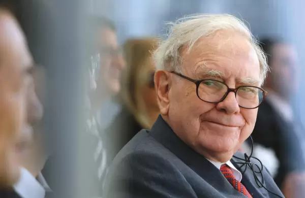 Warren Buffett acelera la entrega de su fortuna a sus hijos y se despide del protagonismo en Berkshire