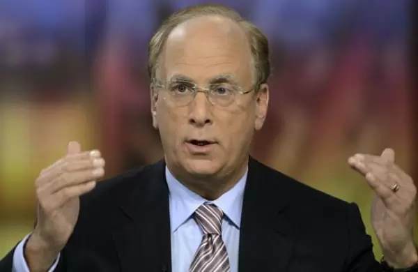 Larry Fink, CEO de BlackRock, contó cómo sus padres pudieron vivir "sus últimos años con dignidad y libertad financiera"