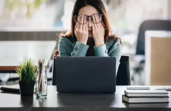 ¿Agotado del trabajo? Cómo proteger el cerebro del estrés crónico
