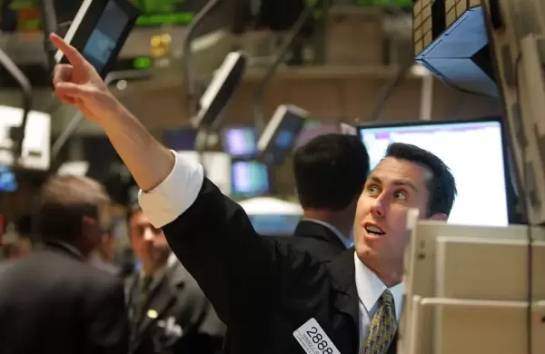 Así reaccionó Wall Street al viaje de Trump a Medio Oriente : subidas, alianzas y miles de millones