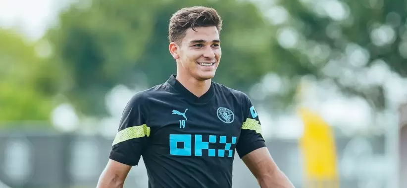 Julián Álvarez - Manchester City - OKX