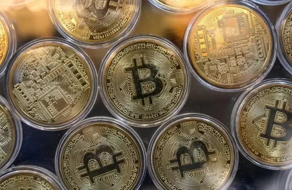 El precio de Bitcoin cae tras varias semanas de subas: las razones de la baja y qué tener en cuenta