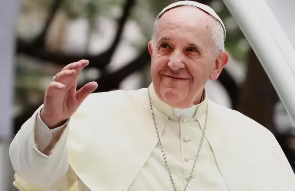 Dos cardenales africanos conservadores y otros dos italianos entre los principales candidatos a suceder a Francisco