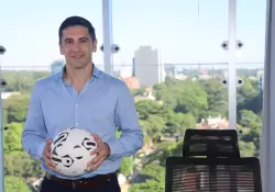 Del mundo del fútbol a experto en finanzas