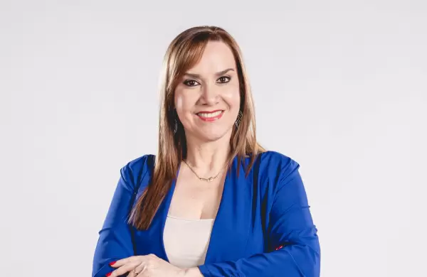 Consejos clave para usar tu tarjeta de crédito de manera responsable según Gloria Ayala Person