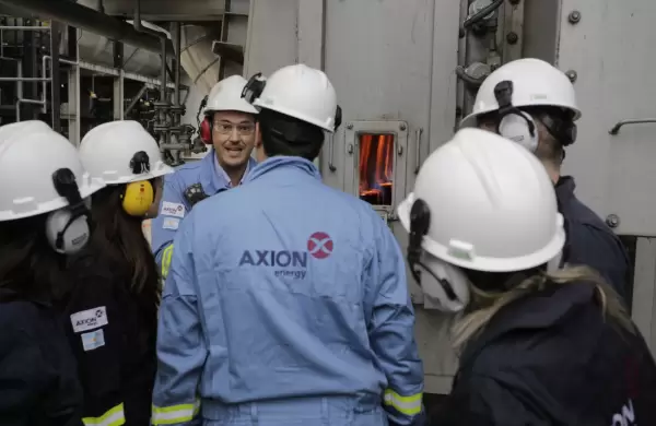 La Refinería de Campana se consolida como una gran exportadora de combustibles a Paraguay