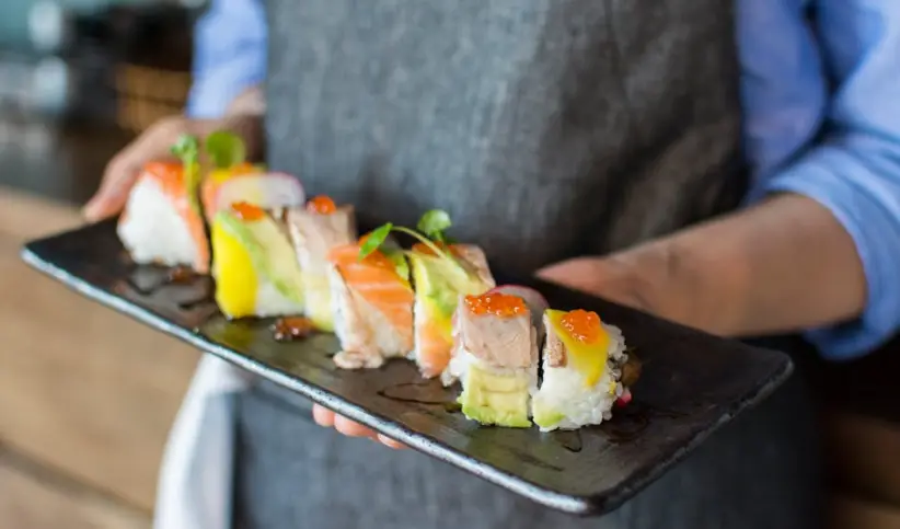 En Chile, el sushi entró entre las preferencias principales y compitió con la pizza por el lugar de privilegio. 