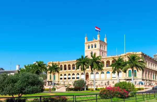 Los desafíos para lograr el desarrollo económico del Paraguay