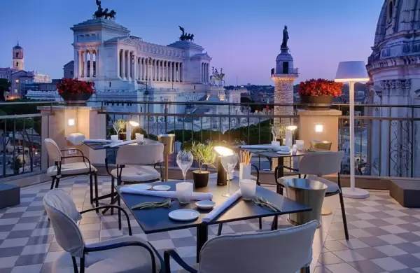 Eurotrip: los 10 mejores rooftops y terrazas de Europa para difrutar de un trago nocturno