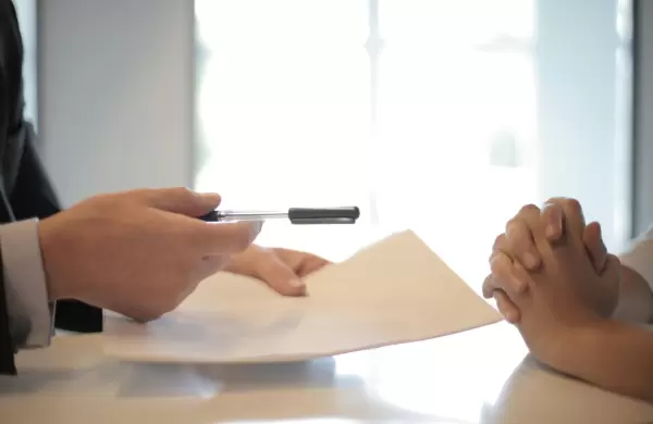 Acceso al crédito formal para mujeres sigue siendo menor que para los hombres
