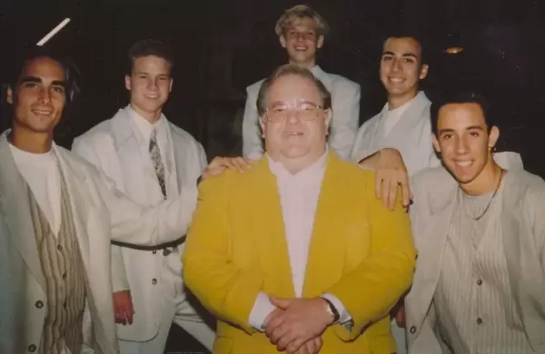 La verdadera y salvaje historia detrás de "Dirty Pop: la estafa detrás de las boy bands" de Netflix