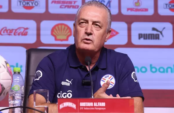 Datos revelan que paraguayos son muy positivos sobre el debut de Gustavo Alfaro