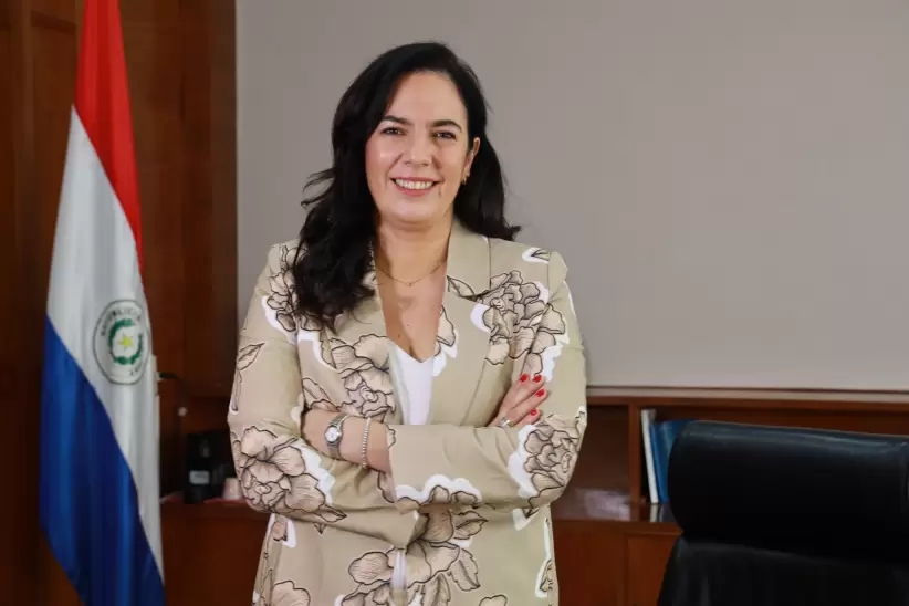 Ministra de Obras Pblicas, Claudia Centurin