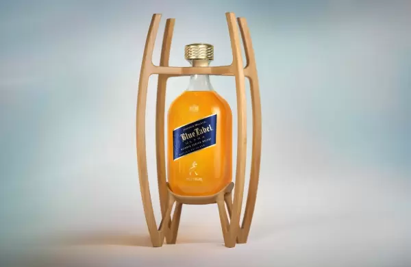 Johnnie Walker promociona la botella de whisky de vidrio más liviana del mundo