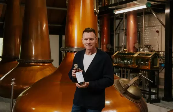 Ewan McGregor lleva a subasta un Rare Whisky a beneficio de los niños de Escocia