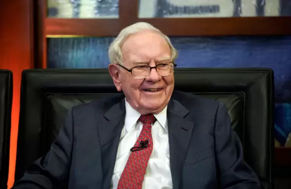 Los últimos movimientos de la cartera de Warren Buffett: ¿en qué ajustó y dónde apostó?
