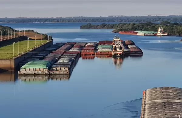 Estamos ganando menos y pagando más por bajante del río