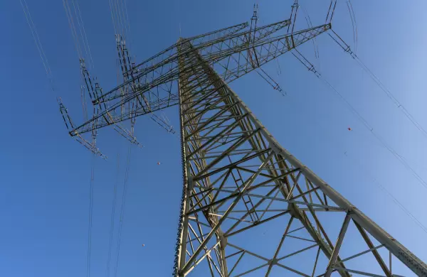 Paraguay necesita más hidroeléctricas, pequeñas y grandes, para generar más energía y cubrir demanda