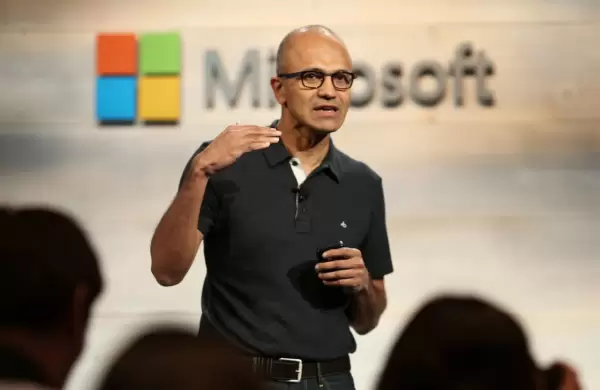 Las acciones de Microsoft se desploman un 11% (la mayor caída desde 2020): los motivos