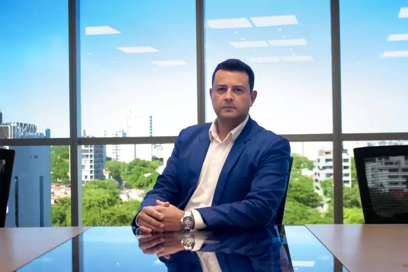 Juan Carlos Carranza, Gerente General de Banco Continental