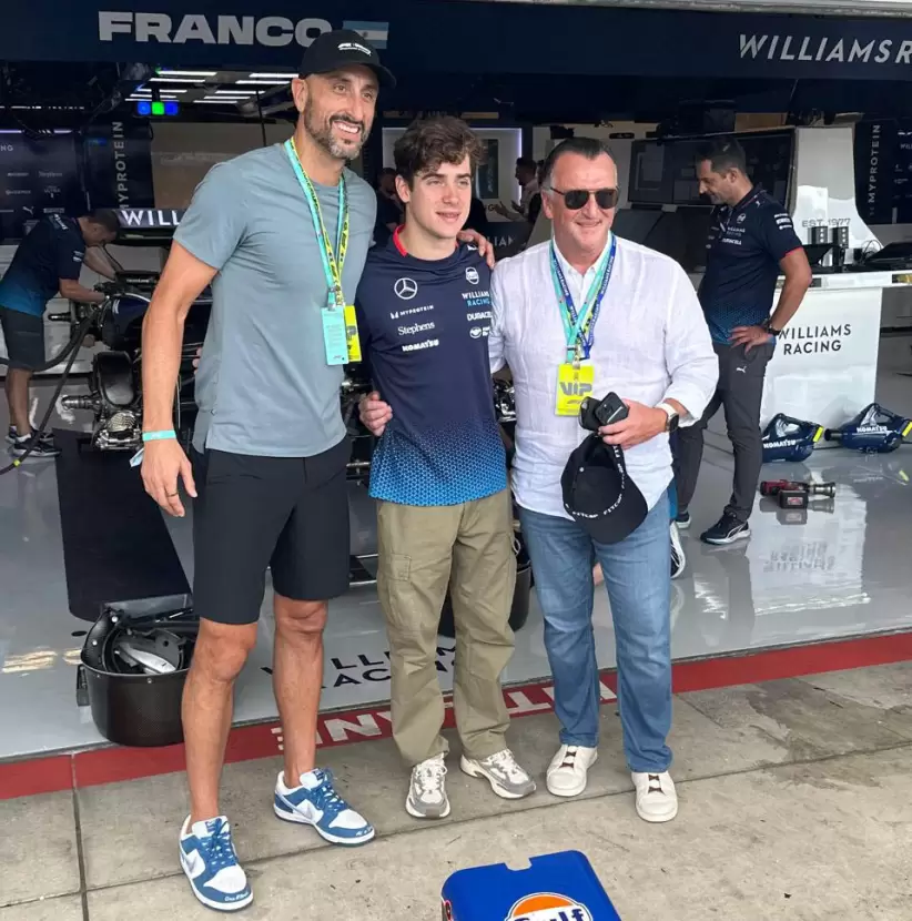 Manu Ginóbili, Franco Colapinto y Martín Migoya