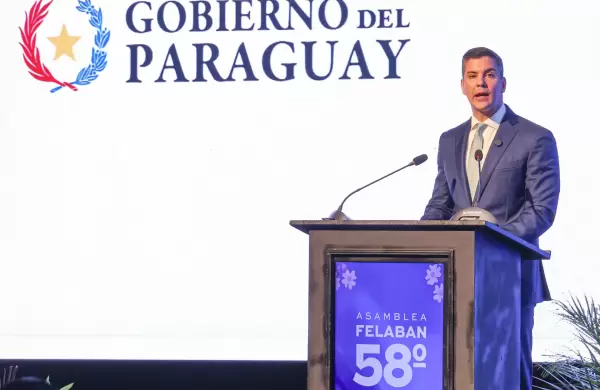 Gobierno pide a bancos que "ablanden sus corazones" y que financien más a las mipymes