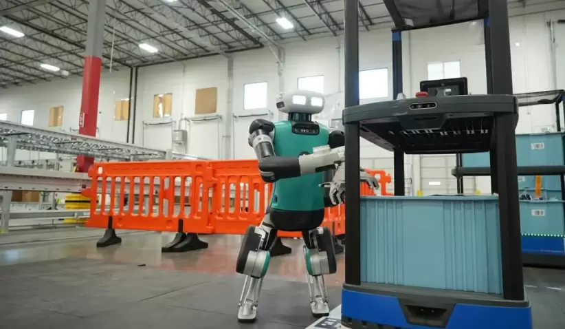 Digit, de Agility Robotics, es el único robot humanoide autónomo que trabaja activamente en almacenes ... [+]Robótica de agilidad