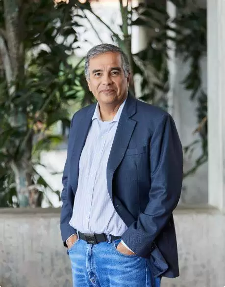 Roberto Artivia