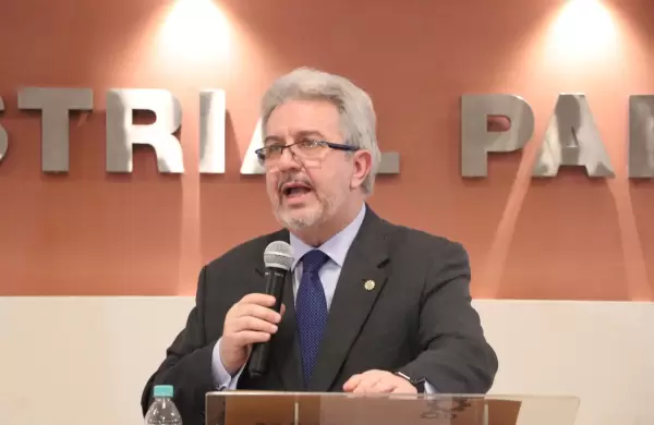 De un potencial apagón, Paraguay puede convertirse en el hub energético regional, según Enrique Duarte