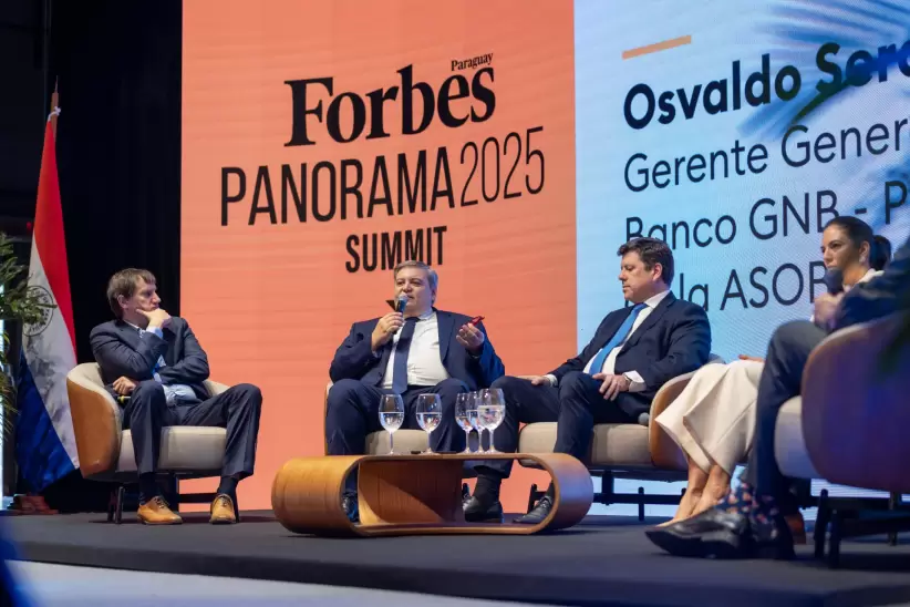Osvaldo Serafini, Gerente General Banco GNB y Presidente de la Asoban