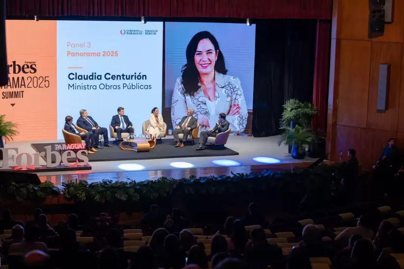 Claudia Centurión, Ministra de Obras Públicas