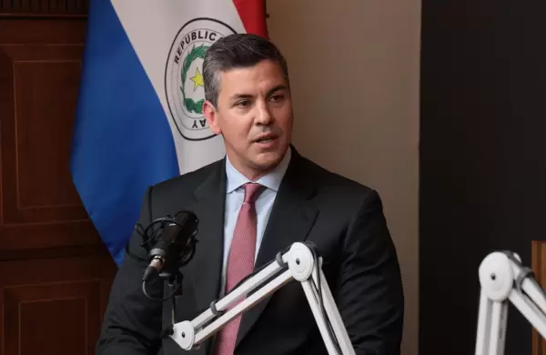 Santiago Peña: "Mi mayor anhelo es convencer a los paraguayos de que Paraguay tiene un destino de grandeza"