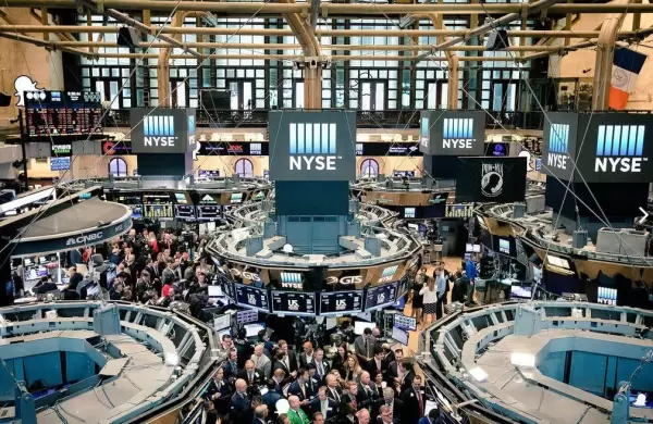 La acción de la Bolsa de Nueva York que creció 240% en tres años