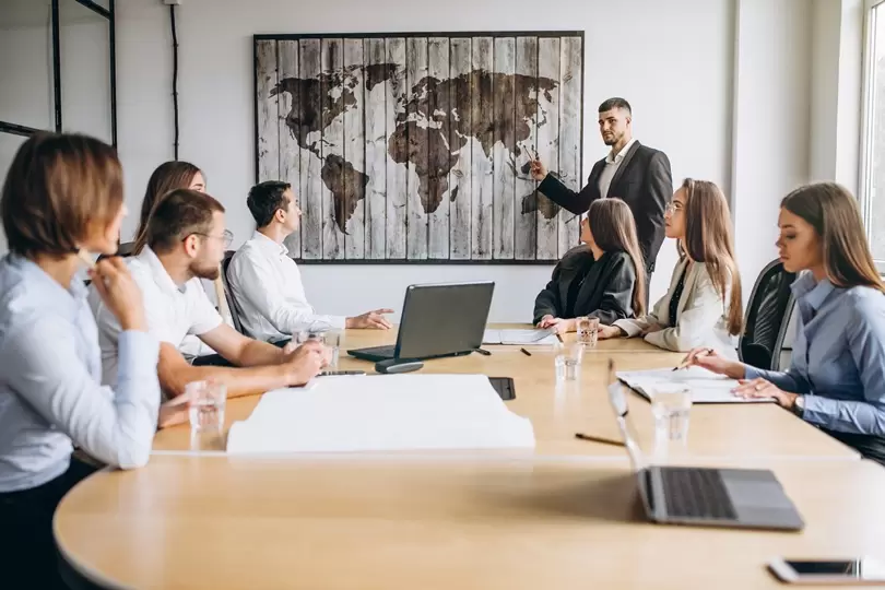 Oficina- Reunión de trabajo- Empresa