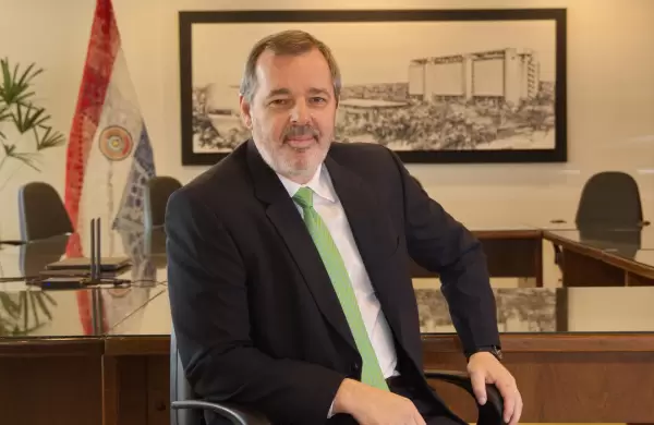 "El desafío de alcanzar la suficiencia económica", según Carlos Carvallo Presidente del BCP