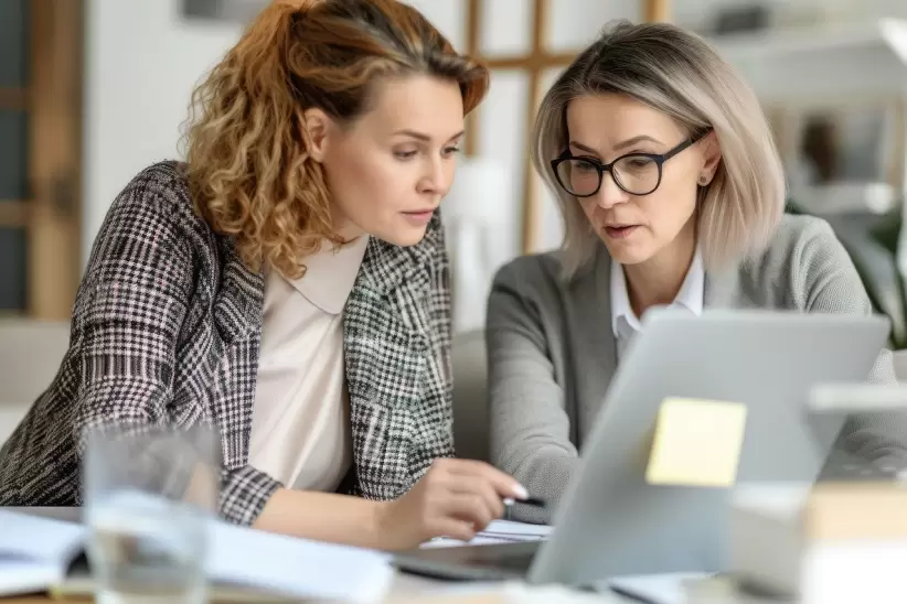 mujeres, negocio, trabajo, oficina, computadora portátil, computadora, mujer de negocios, gente, cita, equipo, trabajo en equipo, laboral, grupo, gent