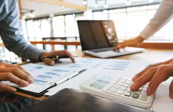 Los dos factores que están cerrando a las pymes: finanzas mezcladas y cero tecnología